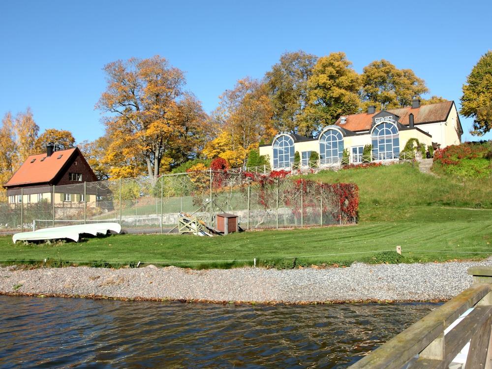 Soedertuna Slott Gnesta Kültér fotó